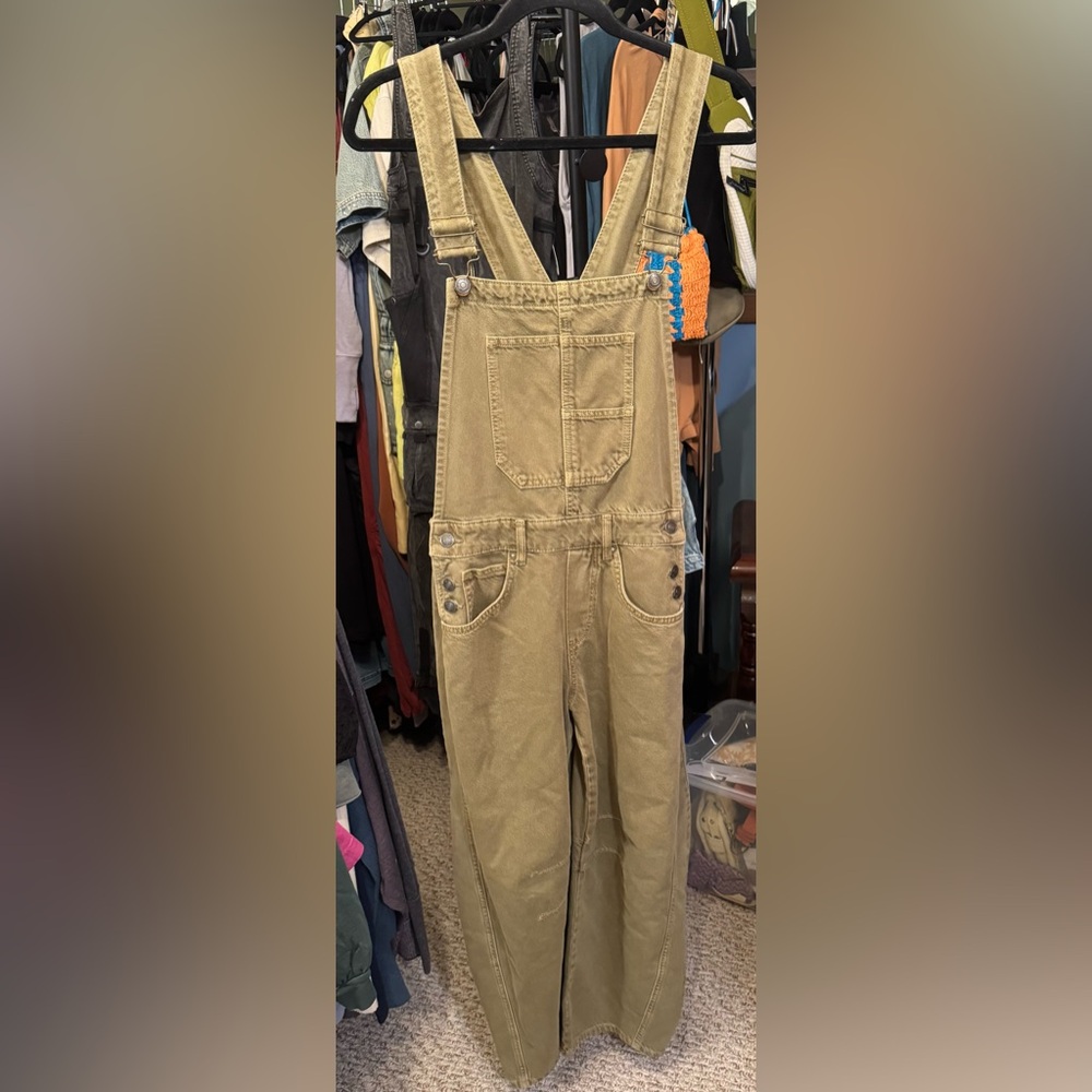 We the Free by Free People Good Luck Barrel Overalls weeping willow color NWOT - Picture 6 of 8